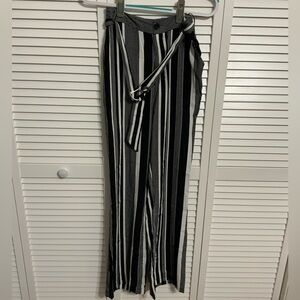 NWT Esqualo Black Stripe Pants Size 6